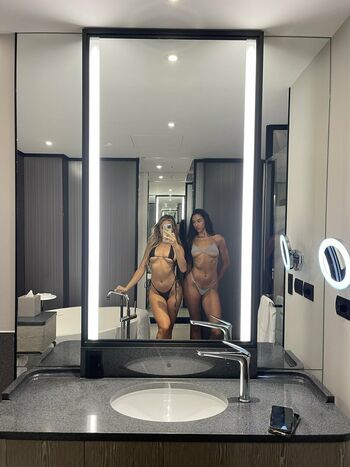 Kiwi Stunner Tasmyn Rose