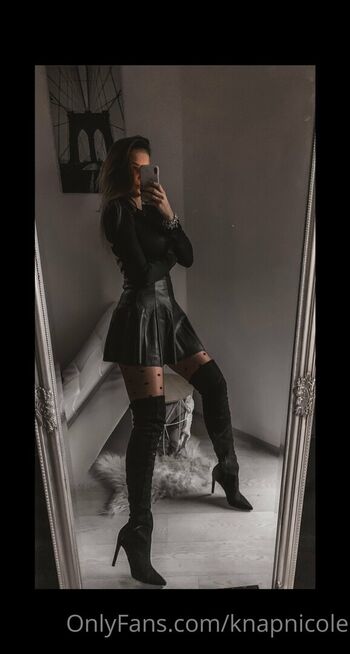 knapnicole