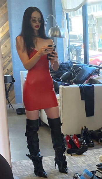 Krysten Ritter