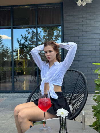 kylie_oftv