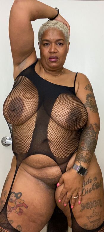 Lady Onyxxx