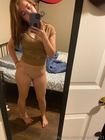 laineylynn21