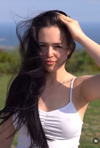 Lara.stxx