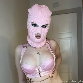 larah_sky