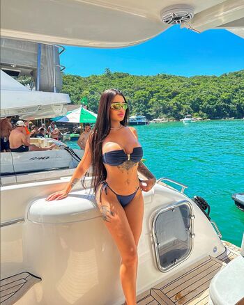 Larissa Ribeiro