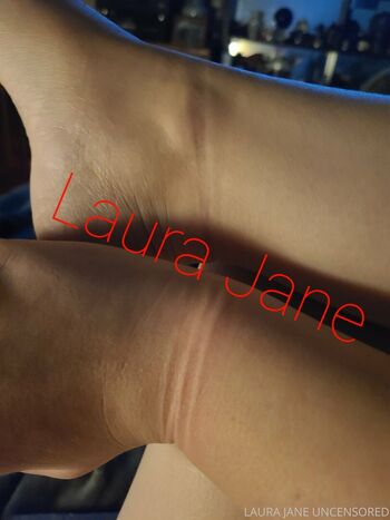 laurajaneuncensored