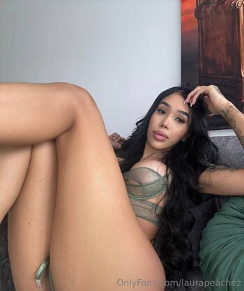 laurapeachez