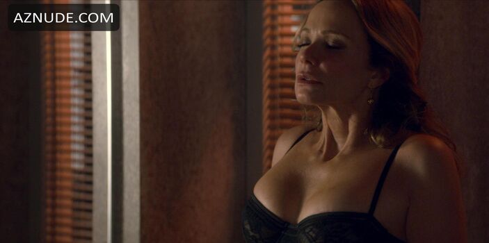 Lauren Holly