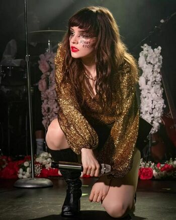 Lauren Mayberry