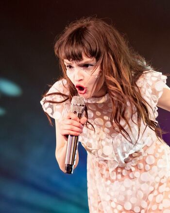 Lauren Mayberry