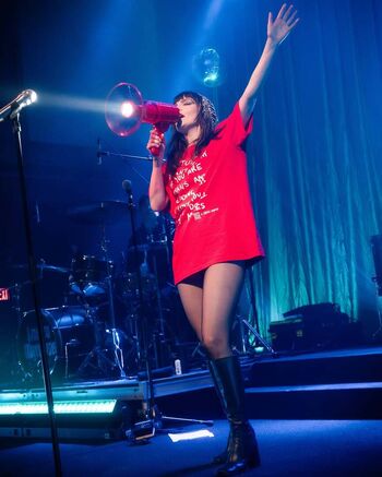 Lauren Mayberry