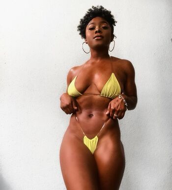 Lea'h Sampson