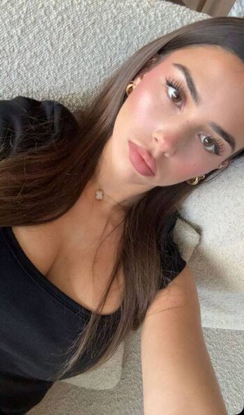 Leah Halton