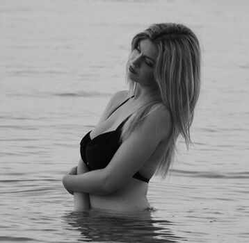 leasophie_official98