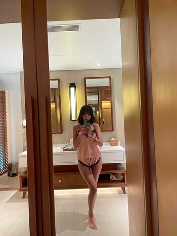 Full leaked Lee hee eun page private onlyfans photo