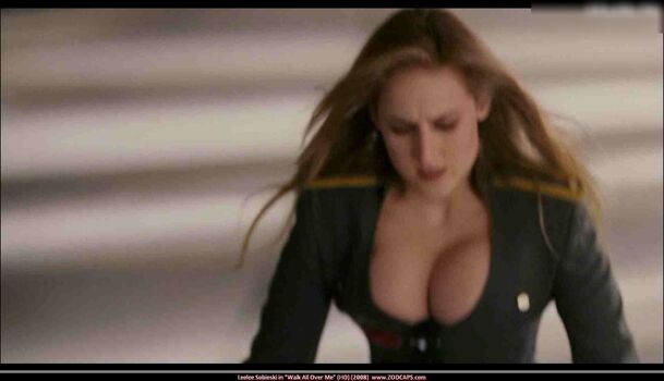Leelee Sobieski