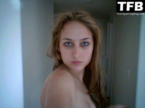 Leelee Sobieski