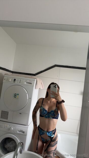 lena-sophieoffi2