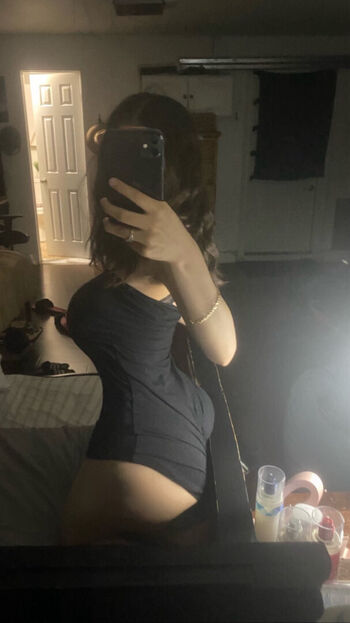 leslyyyy