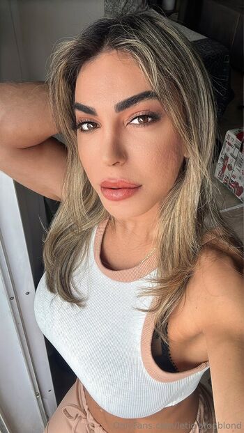 leticiatopblond