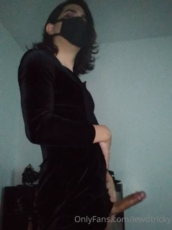 lewdtricky