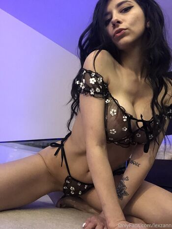 Lexze