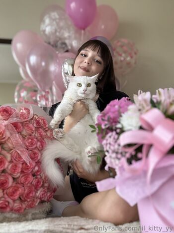 lil_kitty_yy