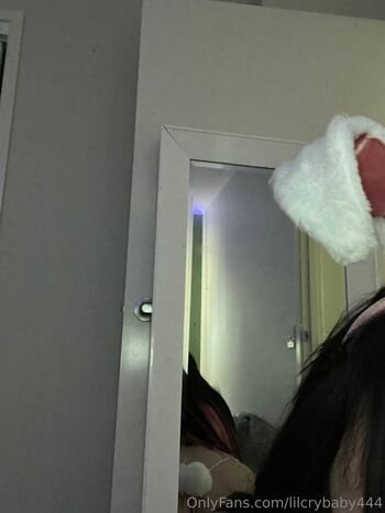 lilcrybaby444