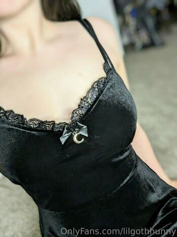 lilgothhunny