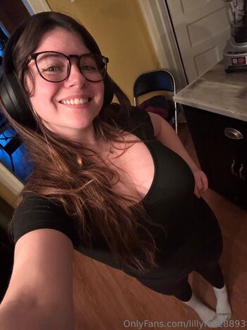 lillyrose8893
