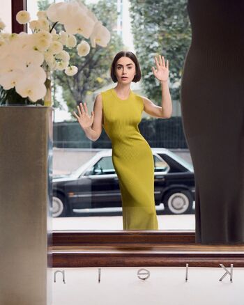Lily Collins