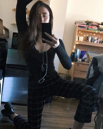 Lily Sheen