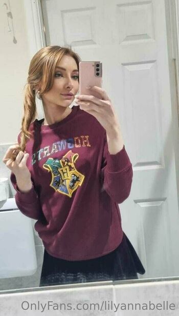 lilyannabelle