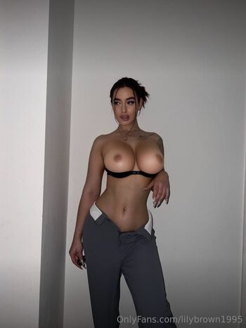 lilybrown1995