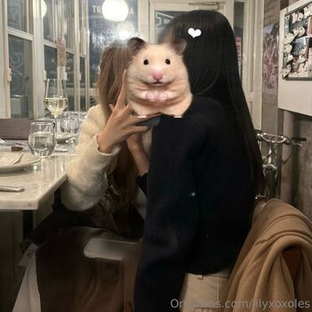 lilyxoxoles