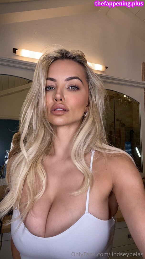 Lindsey Pelas