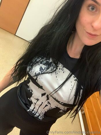 lindseyxheartx