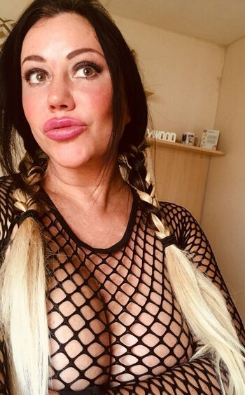 Lisa Appleton