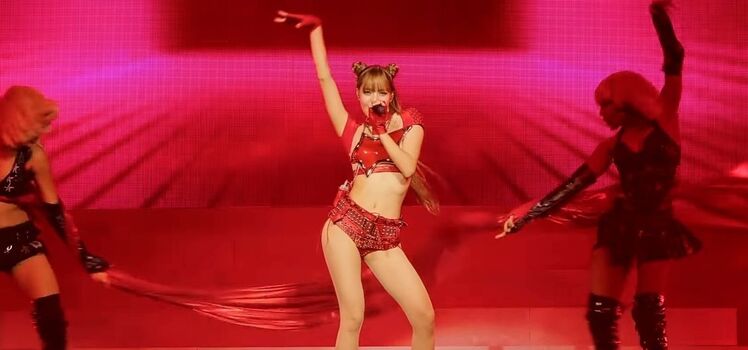 Lisa Blackpink