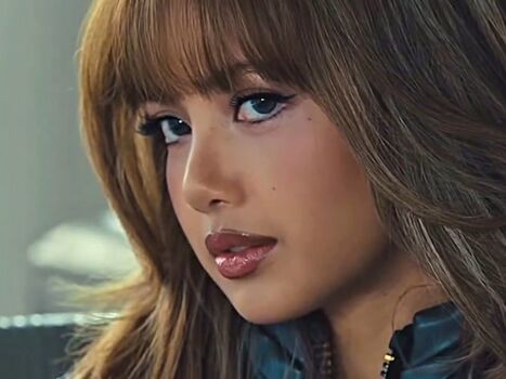 Lisa Blackpink