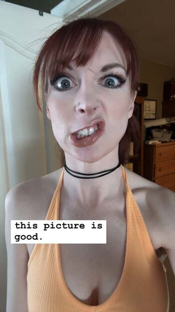 Lisa Foiles