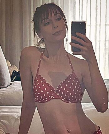 Lisa Foiles