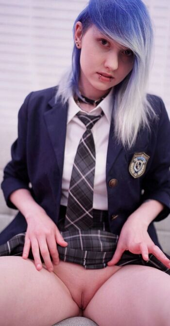 little_emo_kitten