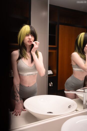little_emo_kitten