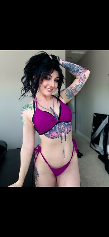 Lizzi Blake
