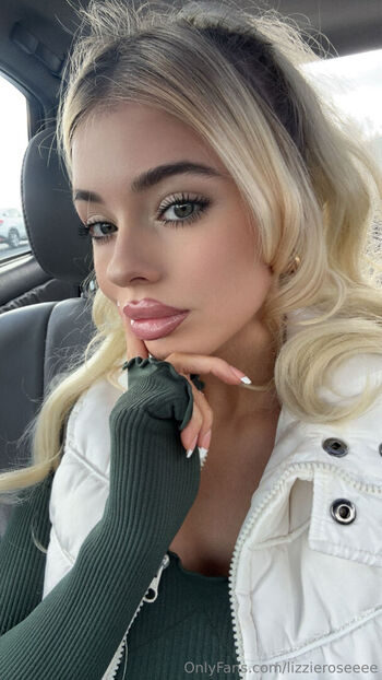 lizzieroseeee