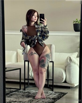 Lola Goth