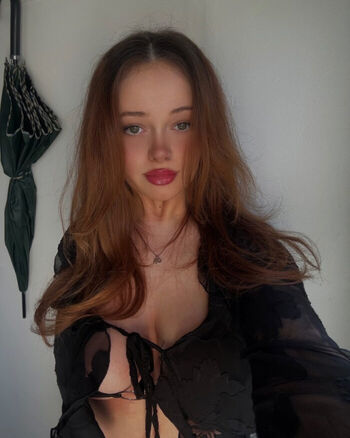 louiselaingx