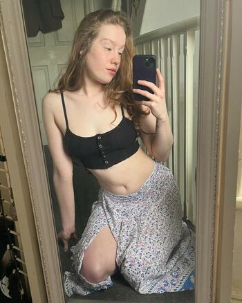 lucie_roams