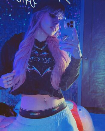 Luna Bloom